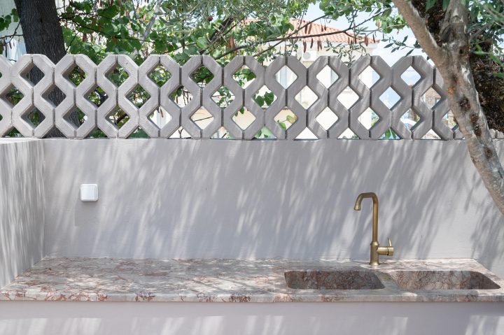 Pool – Exteriors