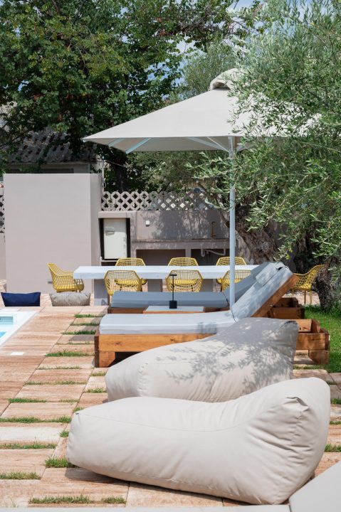 Pool – Exteriors